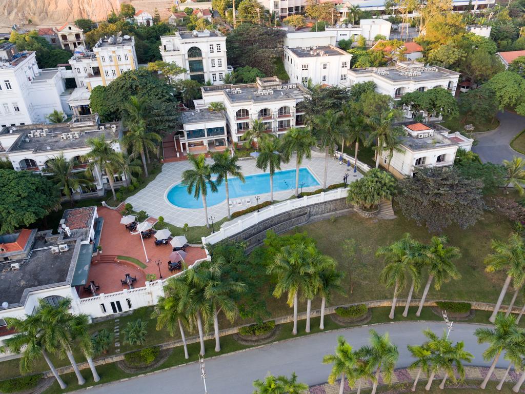 Royal Villas Halong Ха Лонг Екстериор снимка