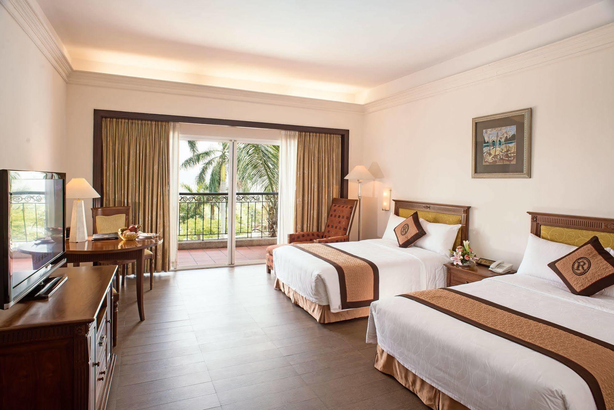 Royal Villas Halong Ха Лонг Екстериор снимка