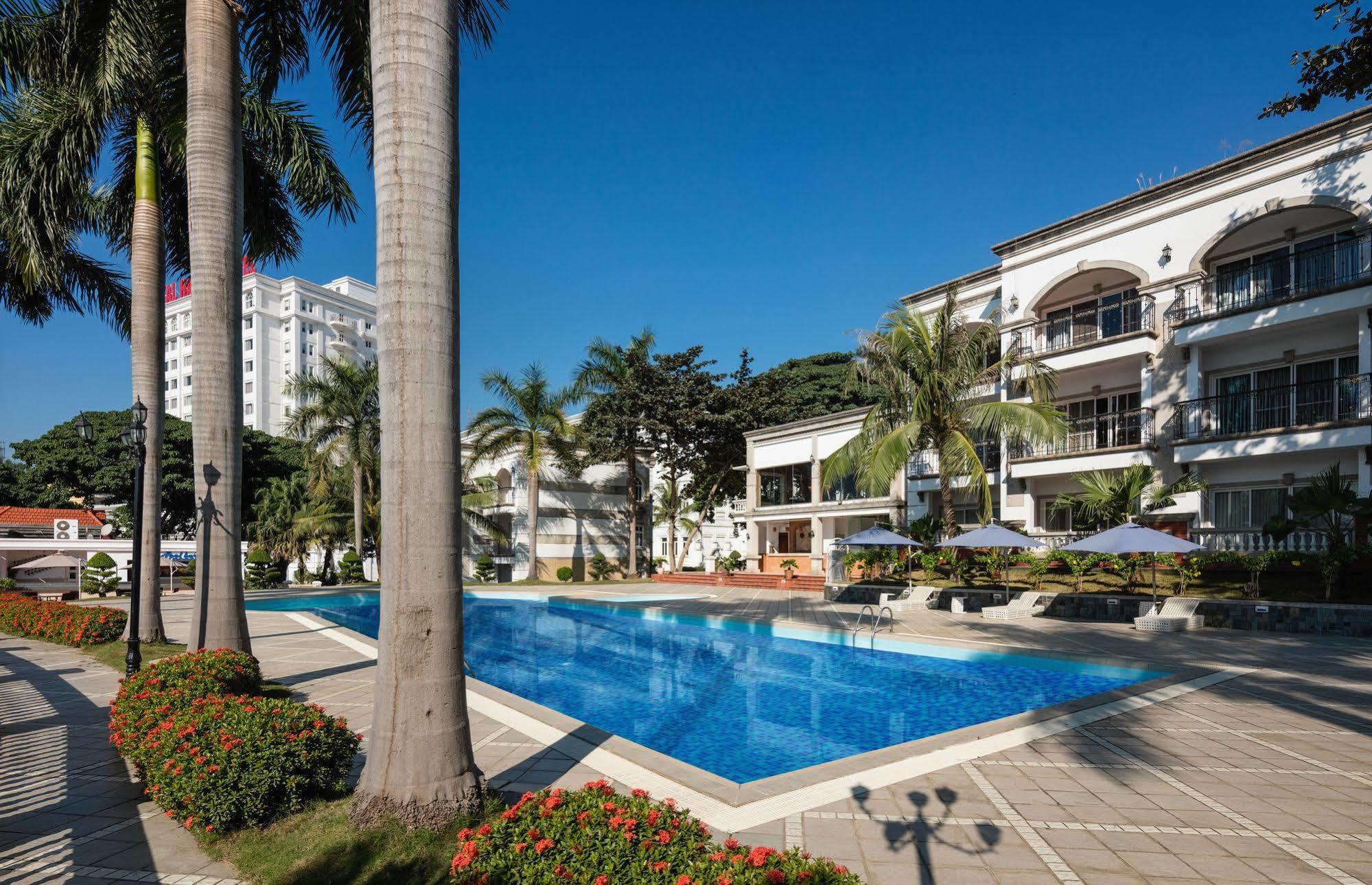 Royal Villas Halong Ха Лонг Екстериор снимка